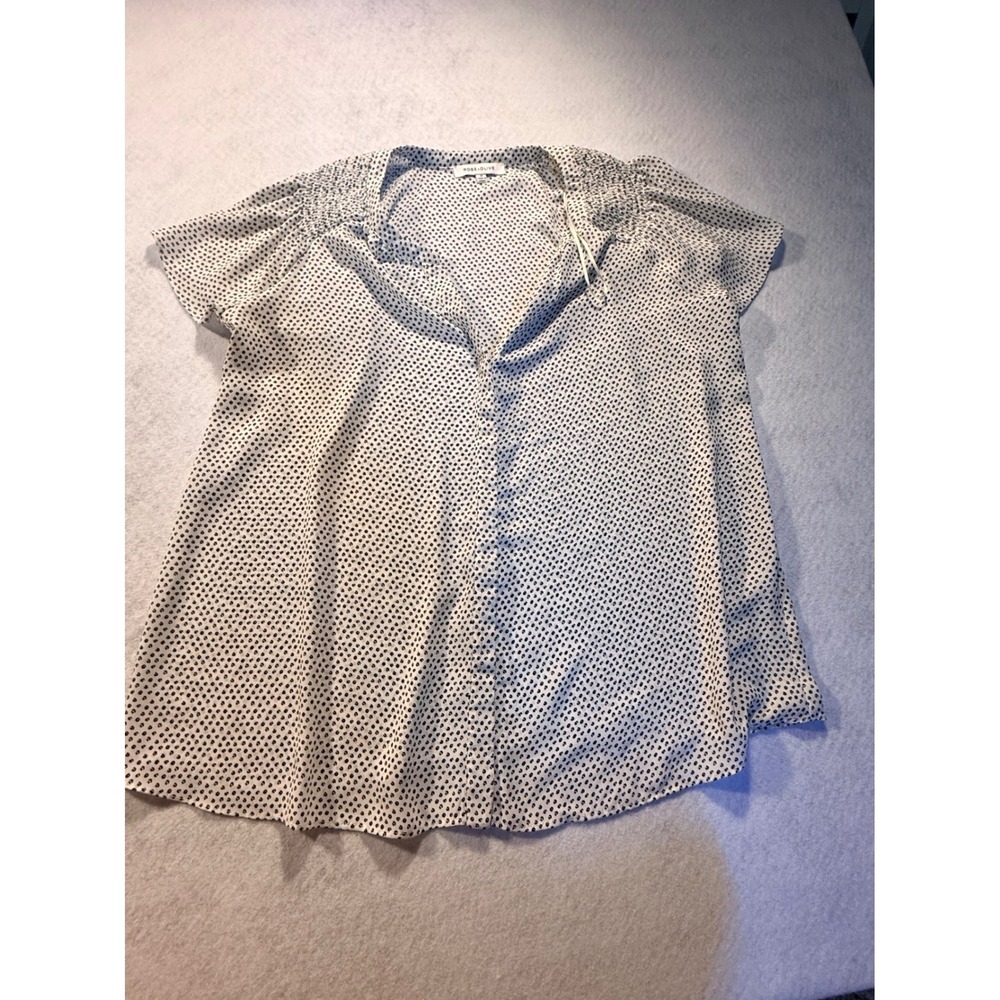 Rose + Olive Womens 1X White Black Dot Smocked Shoulder Button Front Blouse Top